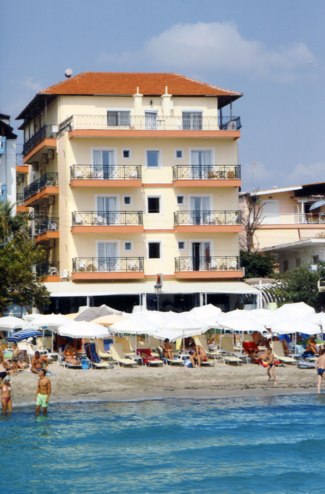 Hotel Konstantin & beach